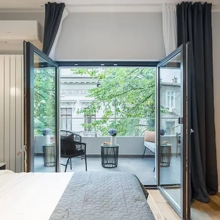 Amazing Terrace Bright - Amzei Square