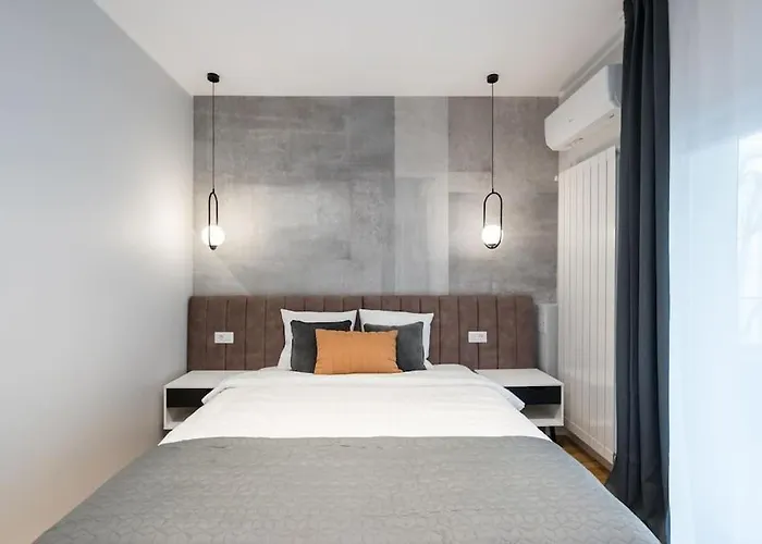 Amazing Terrace Bright - Amzei Square *