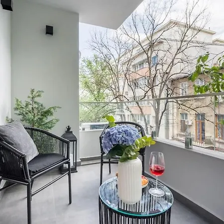 Apartment Amazing Terrace Bright - Amzei Square Bucharest