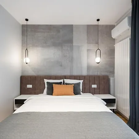 Amazing Terrace Bright - Amzei Square *